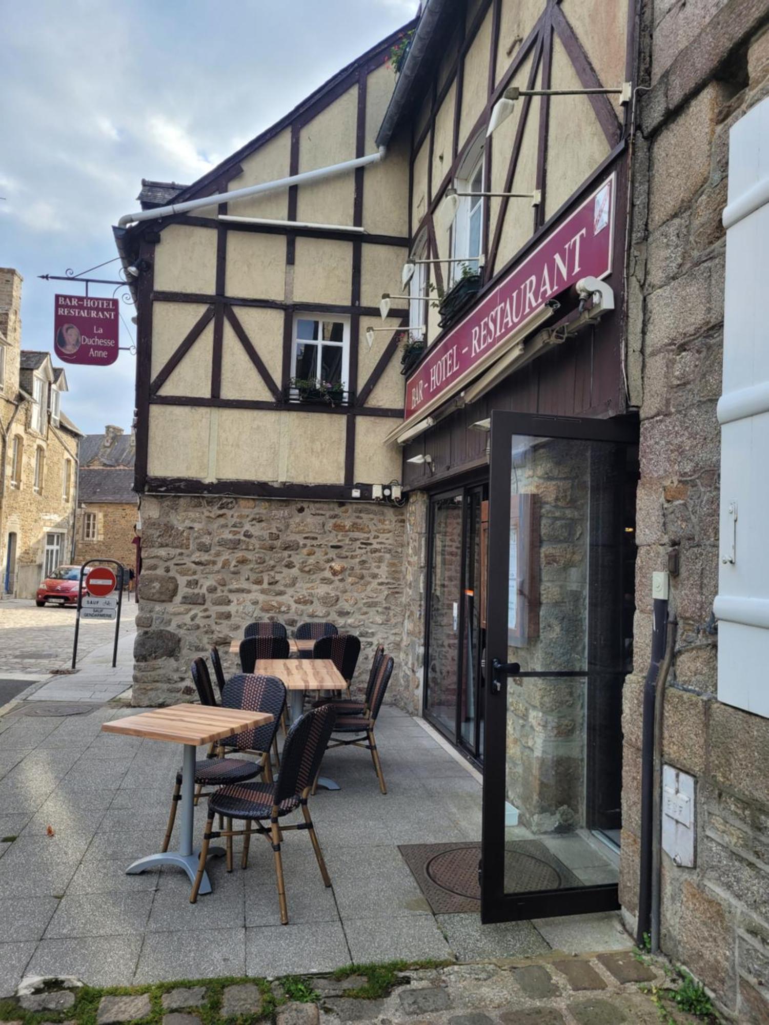 Hotel Duchesse Anne Dinan Exterior foto